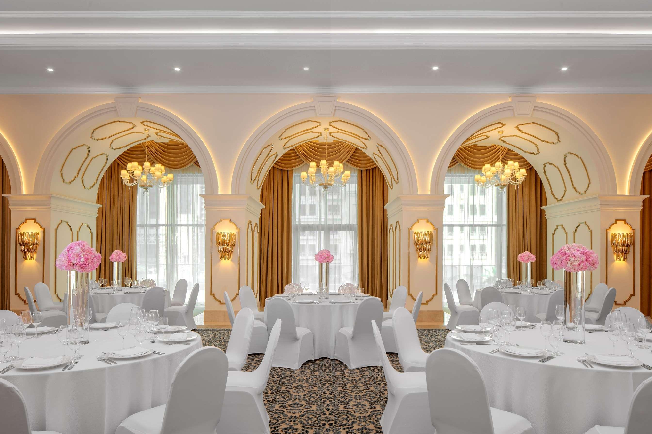Dusit Doha Hotel Buitenkant foto The ballroom