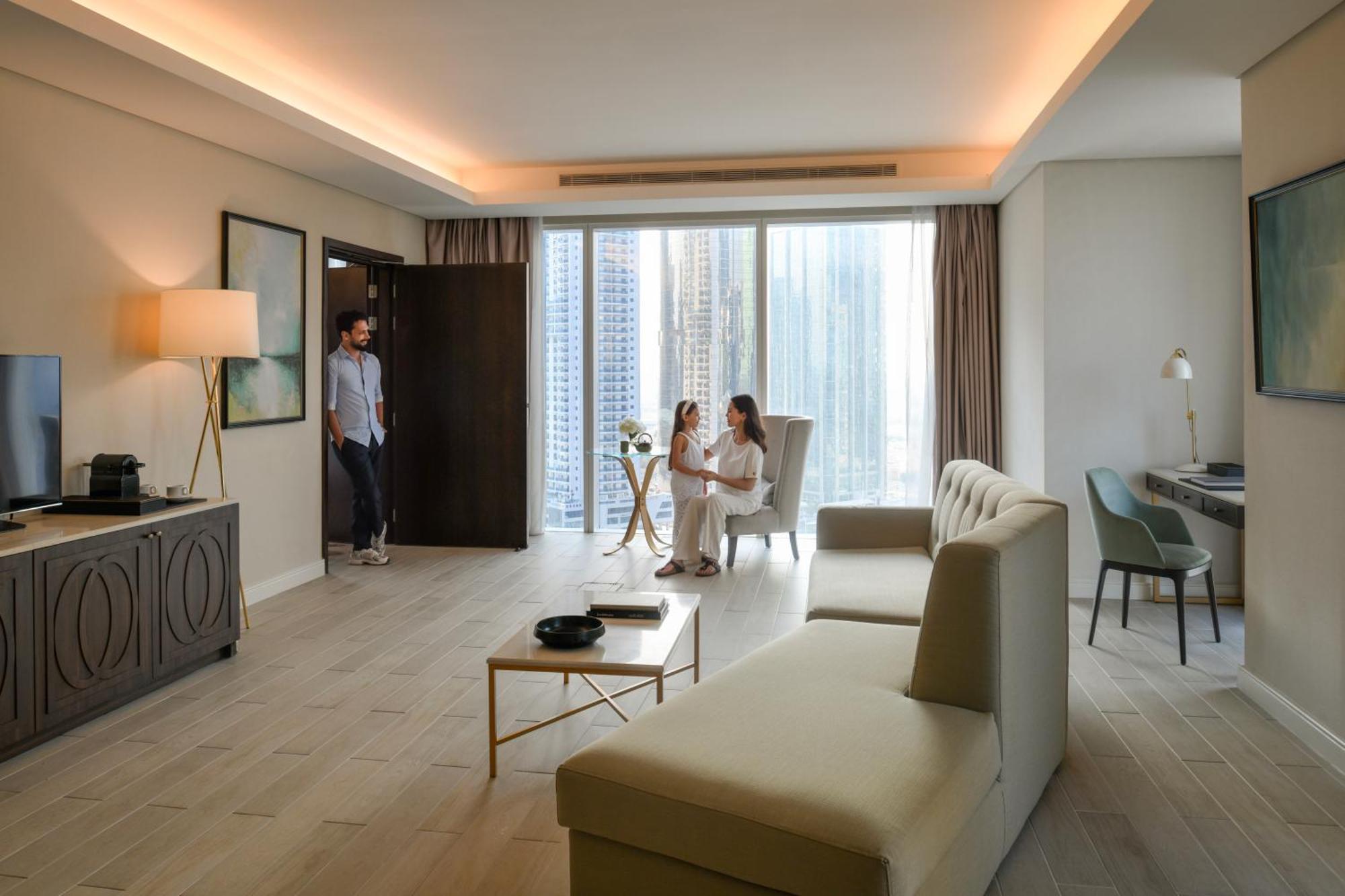 Dusit Doha Hotel Buitenkant foto A suite at the hotel
