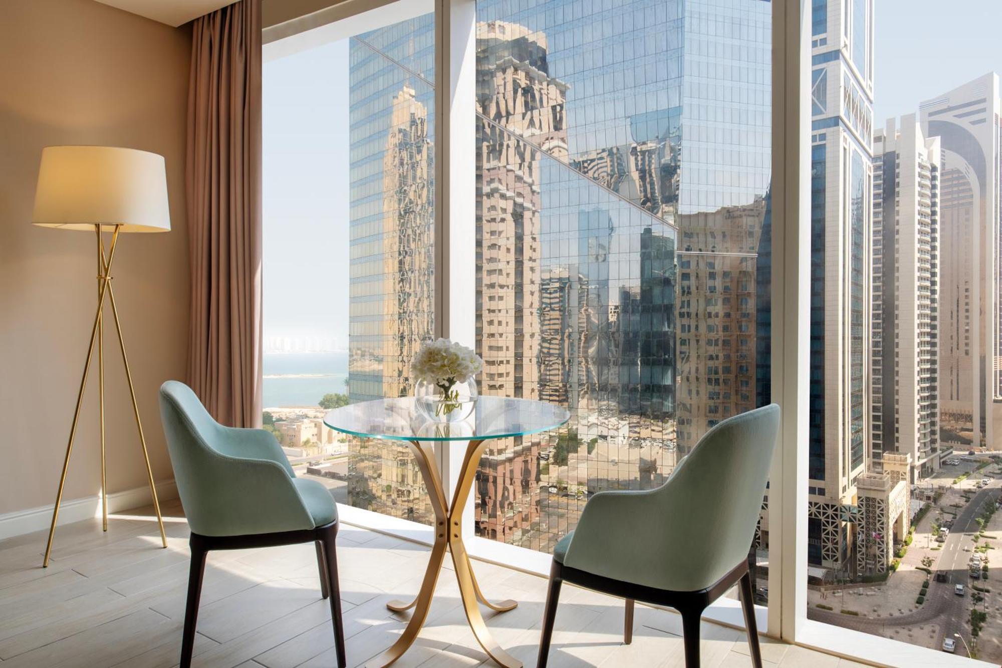 Dusit Doha Hotel Buitenkant foto View from a suite